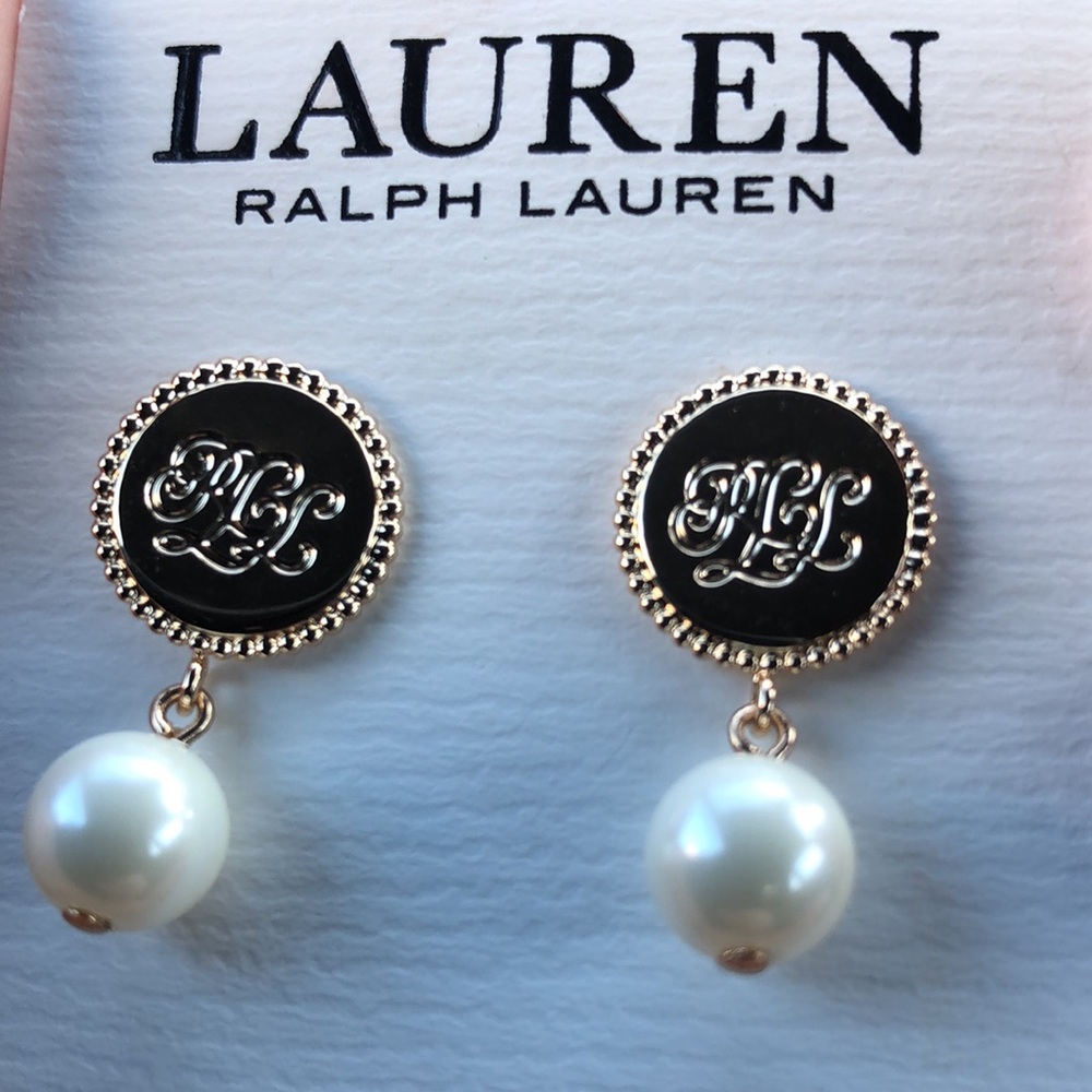 Earrings - Picture 2 of 4